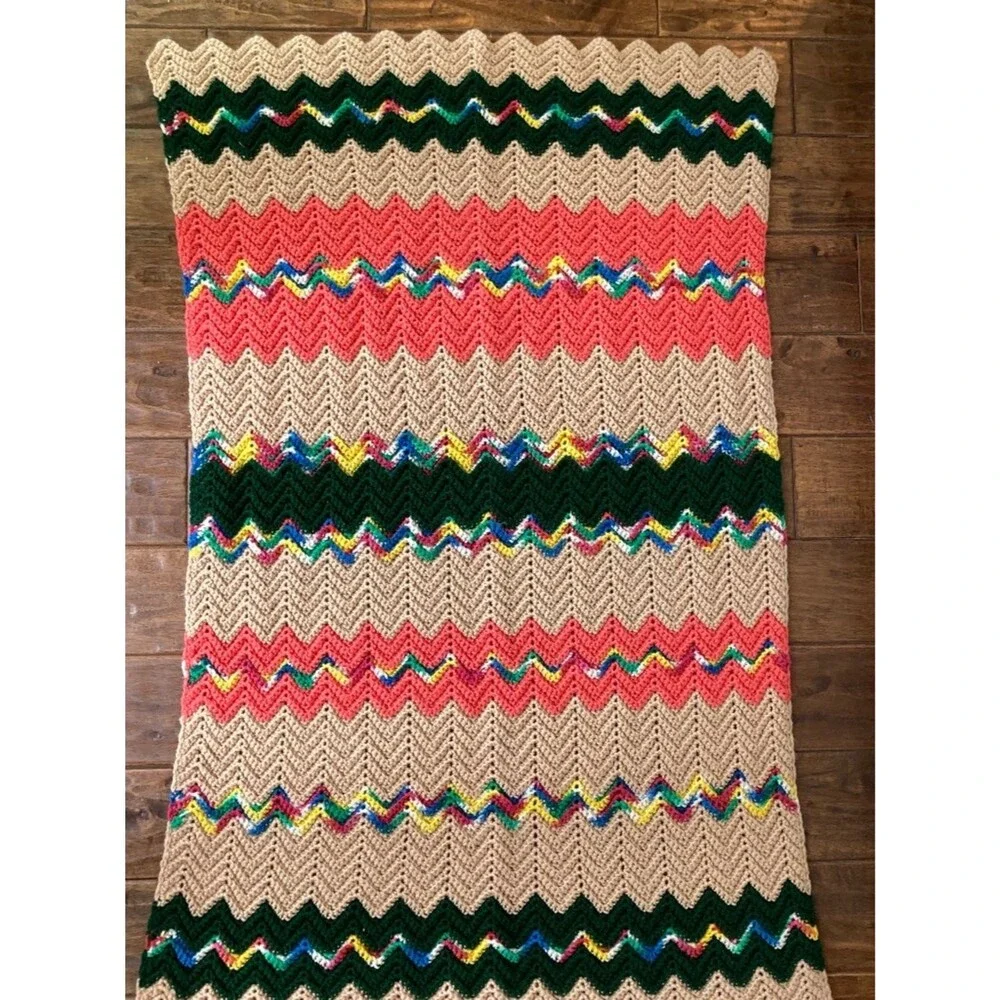 Handmade Afghan Crochet Retro Chevron Zig Zag 53'x31' Pink Green Boho
